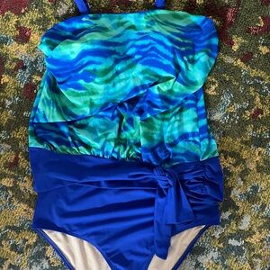Kim Gravel 2 piece Swimwear
